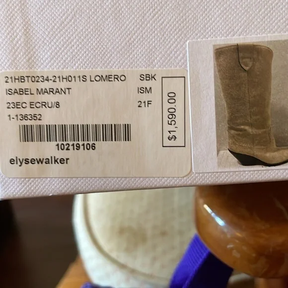 ISABEL MARANT Suede Boots in Ecru - NWT - Picture 9 of 16